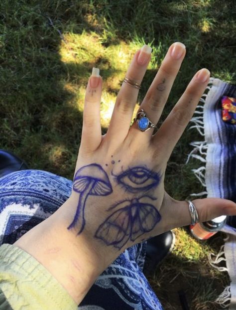 Cool Sharpie Drawings On Skin, Doodles To Draw On Your Arm, Drawing On Arm Sharpie, Drawing On Legs With Pen, Things To Draw On Ur Hand With Sharpie, Drawings On Skin Pen, Things To Draw On Your Arm With Sharpie, Skin Drawings Sharpie, Leg Doodles Sharpie