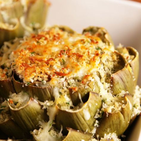 Stuffed Artichokes, How To Cook Artichoke, Roasted Artichoke, Artichoke Recipes, Vegetable Sides, Vegetable Side Dishes, Artichoke, Appetizer Snacks, Ingredients Recipes