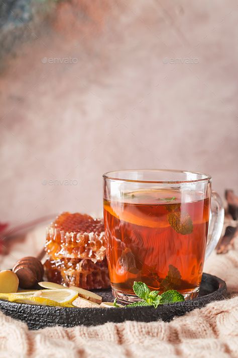 Sea Buckthorn Tea, Autumn Background, Sea Buckthorn, Display Ideas, Glass Cup, Food Photo, Rose Wine, Alcoholic Drinks, Tea Pots