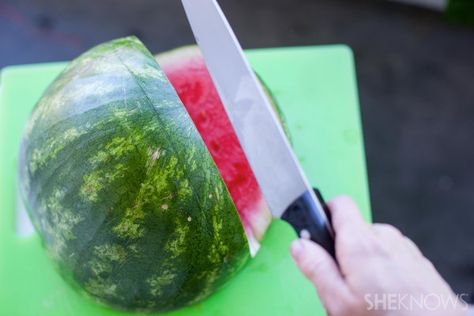 Fruit-filled watermelon shark bowl… It’s easier than you think – SheKnows Shark Bowl, Sweet And Spicy Salsa, Cut A Watermelon, Watermelon Shark, Appetizer Display, Shaped Fruit, Riced Veggies, Watermelon Art, Watermelon Carving