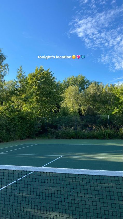 Tennis court Sophia Tuxford, Story Captions, Tennis Lifestyle, Editing Techniques, Photo Editing Techniques, Sporty Girls, Insta Stories, Ideas For Instagram Photos, Snapchat Stories