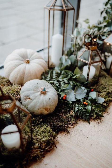 Moss And Pumpkin Centerpiece, October Wedding With Pumpkins, Cottage Core Autumn Decor, Outdoor Fall Wedding Ideas October Decor White Pumpkins, Woodland Autumn Wedding, Fall Foliage Wedding Decor, Autumn Wedding Pumpkin, Autumn Equinox Wedding, Cozy Autumn Wedding