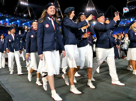 Blazers and Berets from Olympic Opening Ceremonies Fashion Rewind Female Olympians, Olympic Uniform, Ralph Lauren Preppy, Bobby Socks, Modern Preppy, Olympic Party, Olympics Opening Ceremony, 2012 Olympics, Summer Olympic Games