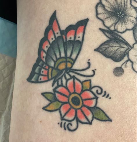 Simple Traditional Butterfly Tattoo, Retro Butterfly Tattoo, Traditional Butterfly Tattoo Side View, American Style Butterfly Tattoo, Tradional Butterfly Tattoo, Butterfly Traditional Tattoo, Tradition Butterfly Tattoo, Age Tattoo, Traditional Butterfly Tattoo