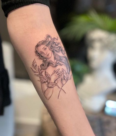 Antheia Goddess Tattoo, Venusian Tattoo, Venus Inspired Tattoo, Aphrodite Tattoo Simple, Venus Tattoo Goddess, Venus Tattoos, Afrodita Tattoo, Classic Art Tattoo, Aphrodite Goddess Tattoo