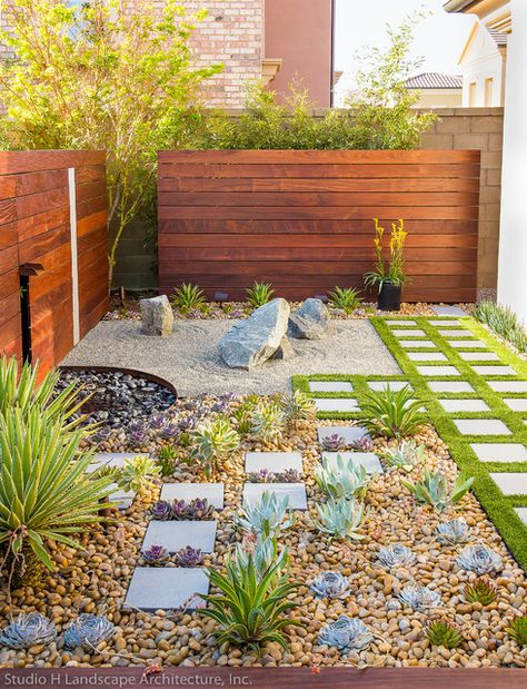 Modern Zen Garden Small Space Design - Contemporary - Landscape - Orange County - by Studio H Landscape Architecture Modern Zen Garden, Modern Japanese Garden, Metal Dragonfly, Zen Rock Garden, Japanese Garden Landscape, Contemporary Garden Design, Zen Garden Design, Rock Garden Design, Minimalist Garden