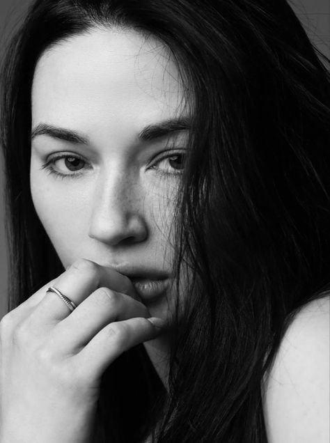 Crystal Reed Photoshoot, Curly Hair Model, Alison Argent, Crystal Marie, Face Crystals, Crystal Reed, Allison Argent, Dream Tattoos, Model Hair