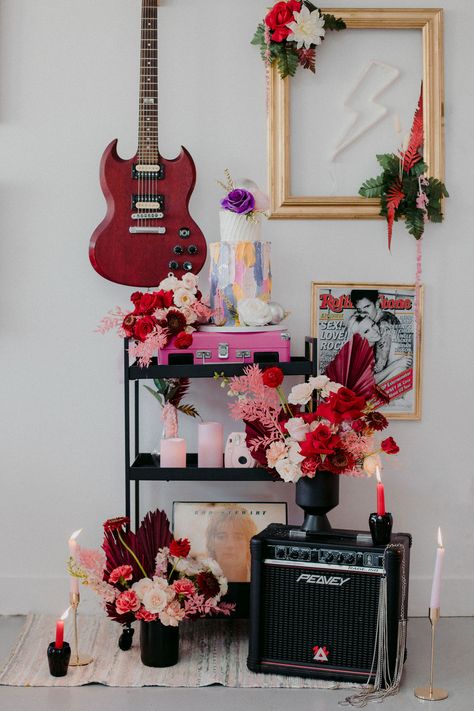 No-Fuss, All Disco: Vegas Meets True Romance Wedding Ideas You Will Love! · Rock n Roll Bride Rock N Roll Party Ideas, Festa Rock Roll, Casa Rock, Apartment Remodel, Yummi Candles, Edgy Bridal, Rock N Roll Party, Colorful Cake, Pink Guitar