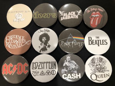 Button Pins Aesthetic, Pin Button Design, Band Pins, Heavy Metal Art, Classic Rock Bands, Backpack Pins, Bag Pins, Backpack Decoration, Gift Inspo