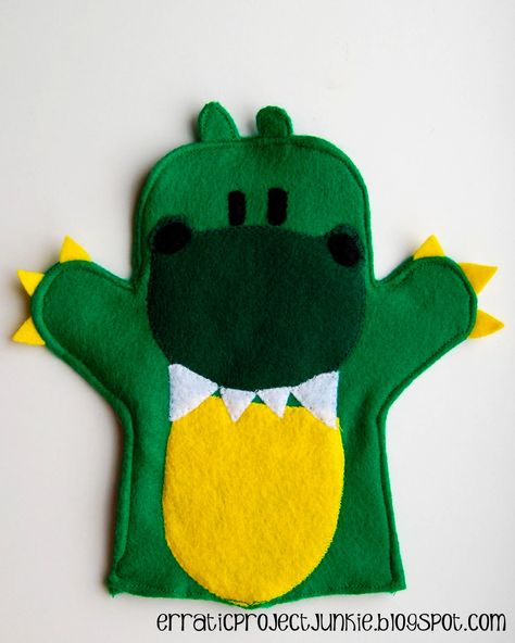 Felt Hand Puppets, Dinosaur Hand Puppet, Diy Sock Puppets, Dinosaur Activities Preschool, Animal Felt, Animal Hand Puppets, Felt Puppets, Glove Puppets, Puppets Diy