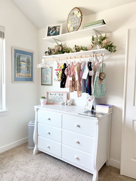 Open Shelving Nursery, Diy Nursery Closet Shelves, Nursery No Closet Ideas, Nursery Organization No Closet, Nursery Storage No Closet, Nursery With No Closet Ideas, Nursery Open Closet Ideas, No Closet Nursery, Diy Baby Closet Bookshelf