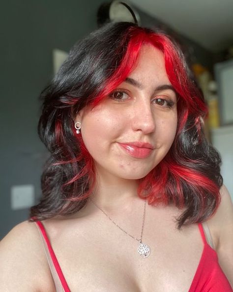 Front Hair Dyed Red, Short Black Hair With Red Money Piece, Short Red Hair Money Piece, Dyed Curtain Bangs, Egirl Hair Strands, Moneypiece Hair, Red Hair Underneath, Red Money Piece, Red Hair Streaks