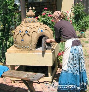 Earth Oven, Cob Oven, Diy Pizza Oven, Oven Outdoor, Bread Oven, Clay Oven, Mosaic Inlay, Natural Homes, Outdoor Oven