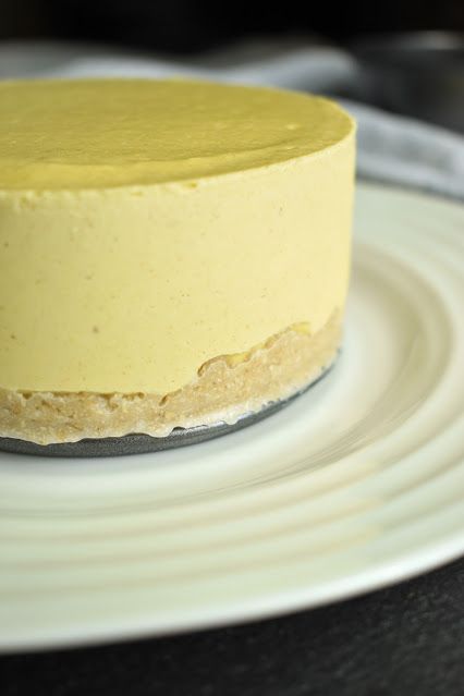 No Bake Vegan Cheesecake, Cheesecake Deserts, Raw Vegan Cheesecake, Raw Vegan Cake, Cheesecake Desserts Recipes, Raw Treats, Healthy Cakes, Recipes Cheese, Raw Cheesecake