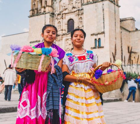 Indigenous Women: The Invisible Victims of Femicide in Mexico Indigenous Women, Traditional Mexican, Handmade Clothing, The Invisible, Bar Accessories, Home Decor Kitchen, Decor Kitchen, Art Shop, Folk Art