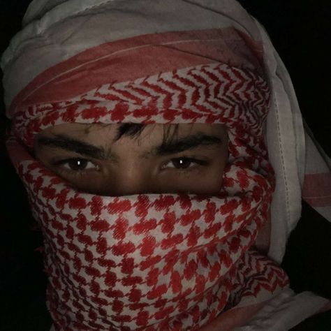 Habibi Boy, Keffiyeh Men, Mask Arab, Arab Pfp, 1k Followers Background Editing, Mask Photoshoot, Men's Balaclava, Arab Scarf, Arabian Knights