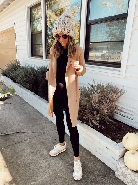 Camel Coat Outfit Winter Style, Coatigan Outfit, Camel Coat Outfit, Styled Outfits, Coated Leggings, Coat Outfits, Casual Coat, Fall Winter Outfits, Tops For Leggings