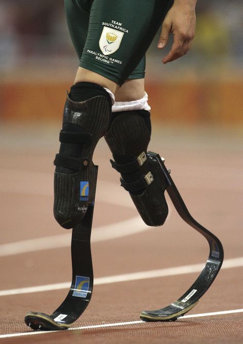 Prosthetic Running Leg, Running Prosthetic Leg, Sport Poses, Prosthetic Limbs, Leg Reference, Orthotics And Prosthetics, Oscar Pistorius, Full Body Swimsuit, Steampunk Character