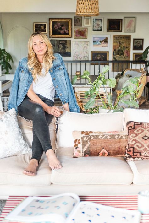 Kate Martindale Design, Kate Martindale Stylist, Kate Martindale, Amy And Kate Capturing Home, Capturing Home Amy Neunsinger, Capturing Home, Kate Martindale Capturing Home, Tv Nook, Prop Stylist