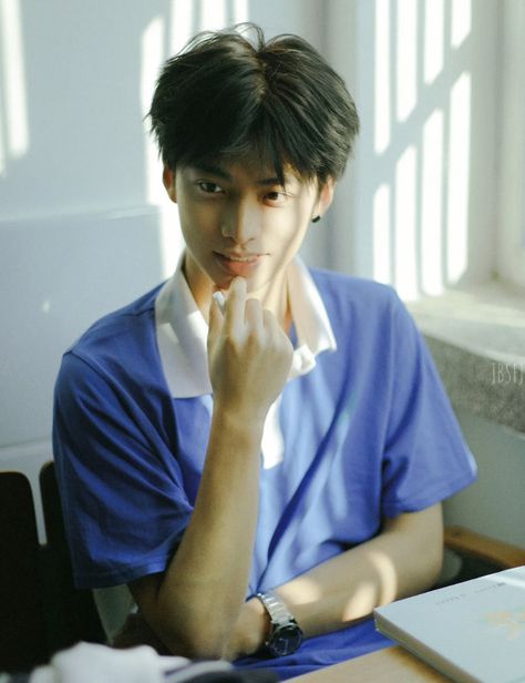 chinese high school uniform boy student Chinese High School, Tiktok Boy, Boy School, Sasha Braus, Japanese Uniform, High School Uniform, Boys School Uniform, School Desks, Japanese School