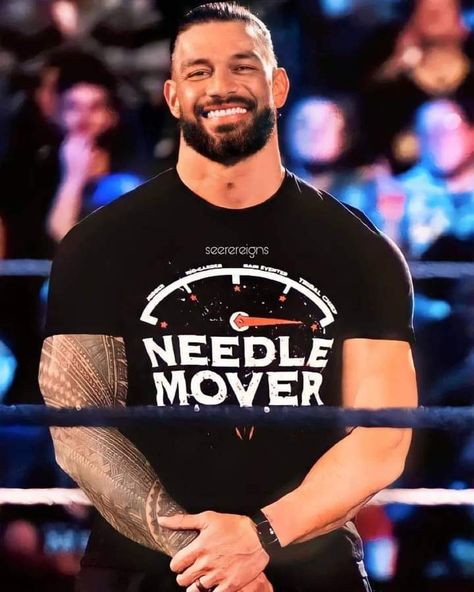 Roman Reigns Workout, Roman Wwe, Male Wrestling, Usos Wwe, Roman Reigns Family, Roman Reigns Smile, Roman Reigns Shirtless, Roman Reigns Wwe Champion, Wwe Outfits