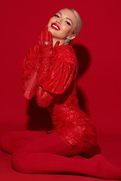 Red Dress With Red Gloves, Lady In Red Photoshoot, Monochrome Photoshoot, Red Photoshoot, Woman In Red, Concept Photography, Studio Photography Poses, Red Gloves, High Fashion Editorial