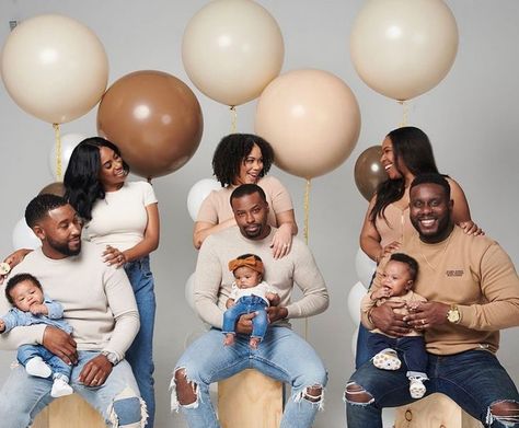 Family Pregnancy Photoshoot, Black Kids Fashion, Marriage Couple, Mother Daughter Fashion, Newborn Family Photos, Baby Life Hacks, Caribbean Wedding, Fall Family Pictures, Rich Girl Lifestyle