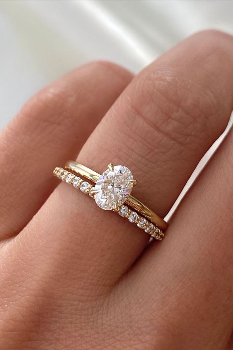 خواتم خطوبة, Oval Diamond Solitaire, Pretty Engagement Rings, Dream Wedding Ring, Stacked Wedding Rings, Cute Engagement Rings, Future Engagement Rings, Dream Engagement, Dream Engagement Rings