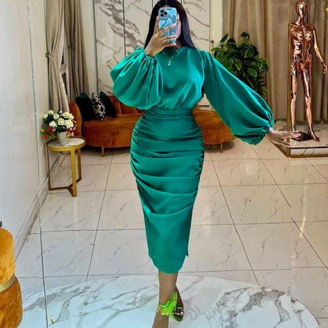 Socialite Style, Green Long Sleeve Dress, Midi Dress Elegant, Emerald Green Dresses, Dresses Bodycon, Green Dresses, Lantern Sleeve Dress, فستان سهرة, Cocktail Evening Dresses