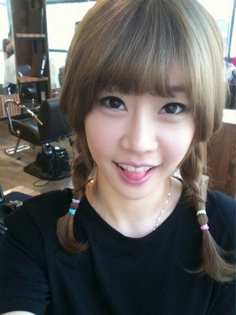 [SELCA] Sojin with short hair braided into piggy tails Piggy Tails, Girls Day, Hair Stuff, Braids For Short Hair, Girl Day, Korean Pop, Girls Generation, Kpop Girls, Short Hair