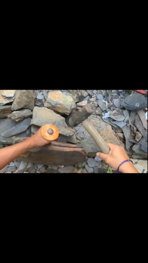 thecleanslatecompany on Instagram: How to split slate. #thecleanslatecompany #slate #diy #naturalstone @the Slate Rock, Slate Art, How To Split, Split Rock, Simon Garfunkel, Slate Stone, Clean Slate, Pebble Art, Split