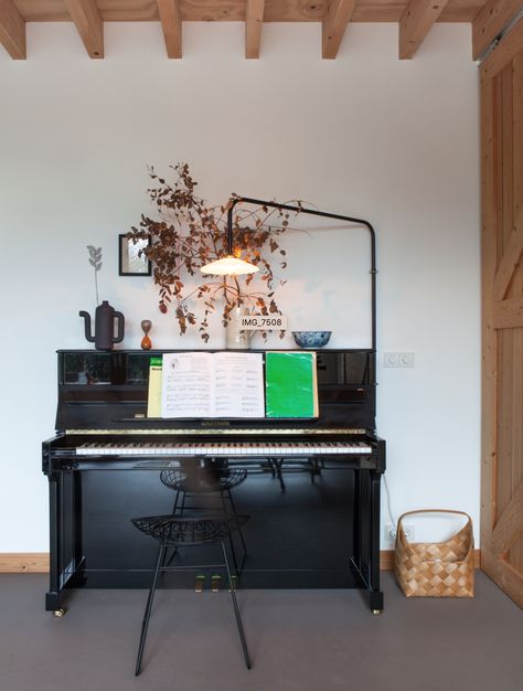 Upright Piano Room, Small Living Room With Piano, Piano Dining Room, Piano Styling, Piano Wall, Piano Lamp, Piano Decor, Music Rooms, Piano Lamps