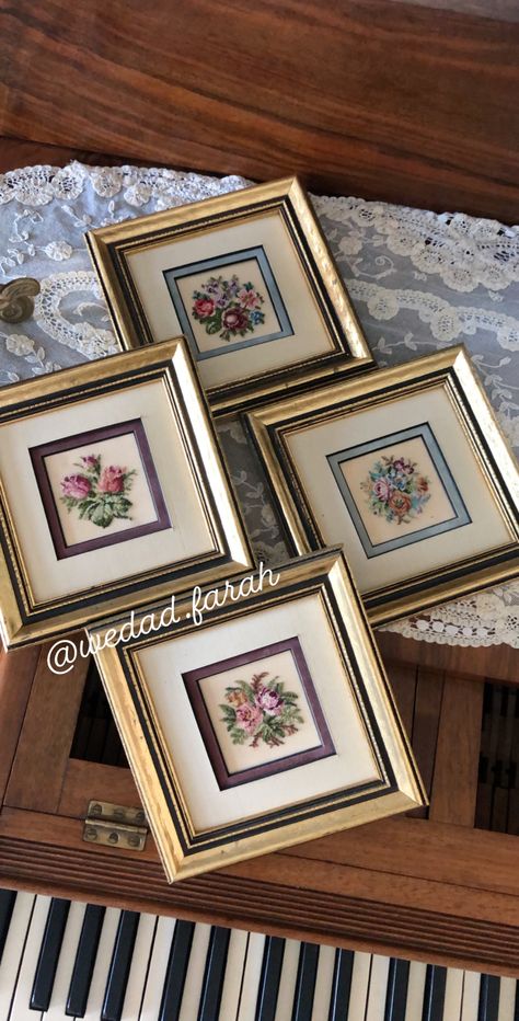 Cross Stitch Wall Decor, Cross Stitch Wall Art, Cross Stitch Frame, Cross Stitch House, Floral Embroidery Patterns, Framed Cross Stitch, Framed Embroidery, Cross Stitch Patterns Flowers, Hand Embroidery Flowers