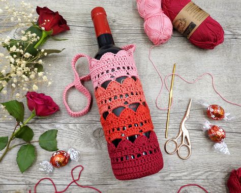 Crochet Wine Accessories, Crochet Wine Holder, Crochet Wine Bag, Crochet Wine Bottle Holder, Crochet Water Bottle Bag, Water Bottle Holder Crochet, Crochet Wine, Scheepjes Catona, Crochet Water Bottle