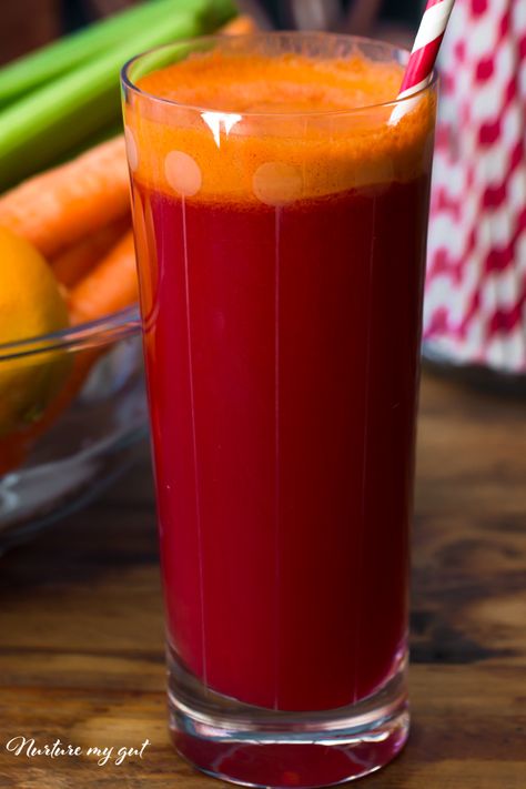 Easy Red Rocket Juice Recipe { Beet, Carrot, Celery & Orange} Keto Juicing, Red Juice Recipe, Acid Reflux Diet Meals, Orange Juice Recipes, Red Juice, Gluten Free Cookbooks, Fruit Juice Recipes, Red Rocket, Juicing Benefits