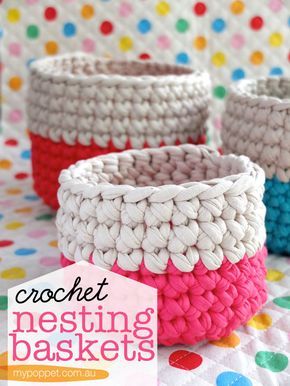 diy-crochet-pattern-free-nesting-bowl Crocheted Baskets, Yarn Tutorials, Tshirt Yarn, Nesting Baskets, Crochet Storage, Beginner Crochet Projects, Crochet Diy, Diy Crochet Projects, Yarn Projects