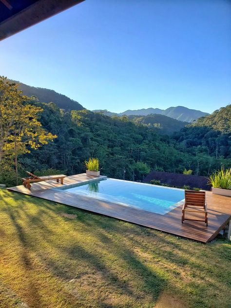 42 Best Airbnbs With Private Pools You'll Never Want to Leave (2023) | Condé Nast Traveler Backyard Infinity Pool, Small Airbnb Ideas, Infinity Pool Backyard, Garden Backyard Wedding, Slope Garden, Wedding Ideas Backyard, Aesthetic Backyard, Backyard Decorations, Ideas De Piscina