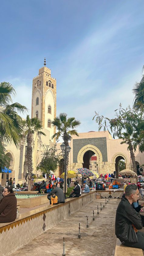 Market morocco souk agadir food travel solo backpacking Marakkech Marrakesh, Travel Summer Aesthetic, Agadir Morocco Aesthetic, Bazaar Aesthetic, Morocco Street, Morocco Market, Moroccan Street, Morocco Map, Morocco Beach