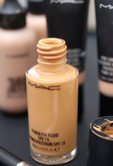 Mac Studio Fix Foundation, Summer Skin Tone, Maybelline Baby Skin, Mac Studio Fix Fluid, Bad Makeup, Foundation Tips, How To Match Foundation, Mac Studio Fix, Mac Studio