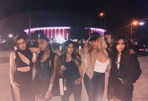 Rihanna Concert, Celebrity Summer Style, Fifth Harmony Camren, Latina Magazine, Camila And Lauren, Ally Brooke, Guess Girl, Best Dance, Lauren Jauregui