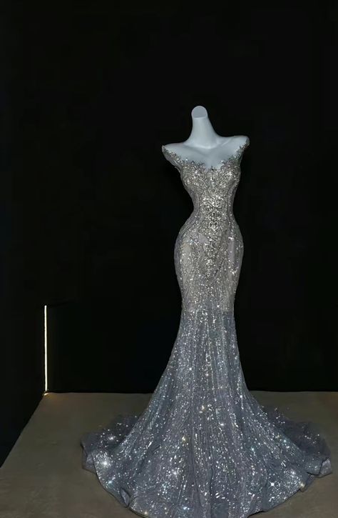 Prom Dresses Grey Silver, Mermaid Shape Dress, Trumpet Prom Dress, Crystal Prom Dress, Unique Formal Dresses, Met Gala Dresses, Gorgeous Prom Dresses, Classy Prom Dresses, Trumpet Dress