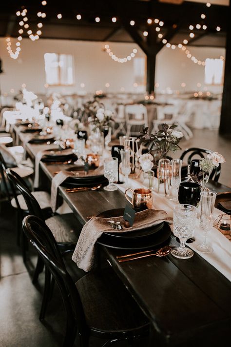 Dinner Photoshoot, Black Wedding Table, Weddings Decorations Elegant Romantic, Dark Romantic Wedding, Romantic Wedding Colors, Black And White Wedding Theme, Romantic Theme Wedding, Romantic Wedding Receptions, Billings Montana