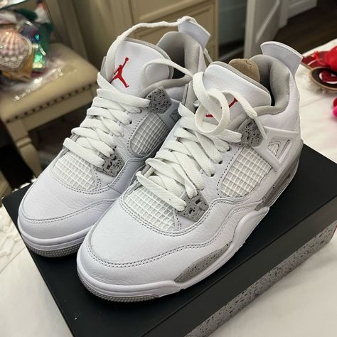 Nike Shoes | White Oreo Jordan 4 Nike Shoes Gs | Color: Red/White | Size: 6 White Oreo Jordan 4, Jordan 4 Nike, Nike Shoes White, Pretty Sneakers, Fly Shoes, White Nike Shoes, Nike Fashion Shoes, Preppy Shoes, Pretty Shoes Sneakers