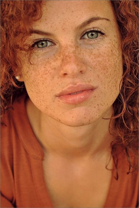 Red Hair Freckles, Beautiful Freckles, Red Haired Beauty, Freckle Face, Beautiful Red Hair, Redhead Beauty, Redhead Girl, Ginger Hair, 50 Shades