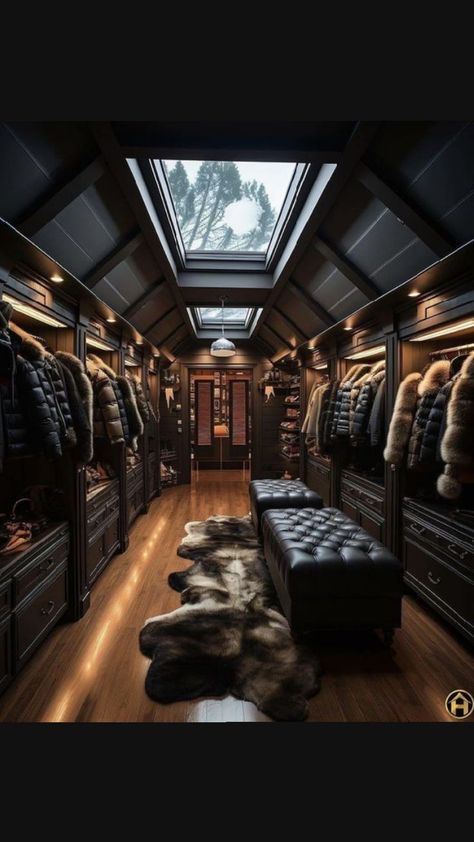 Dark Walk In Closet, Dream Closets Walk In Luxury, Walkin Closets Design, Open Living Room Design, Luxury Mansions Interior, Sci Fi Architecture, Dream Closet Design, Gold Bedroom, Goth Home Decor