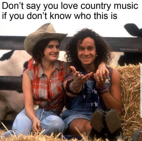 Son in Law (1993) Country girl Rebecca (Carla Gugino) and Crawl (Pauly Shore) "The weasel" involved Shore speaking in surfer parlance, heavily peppered with dudespeak slang such as "edged", "melons" and "grinding" as well as his catchphrase, "Hey, BU-DDY." Son In Law Movie, Pauly Shore, Carla Gugino, Florida Georgia Line, Son In Law, Fresh Memes, Movies Showing, Trending Memes, Country Music