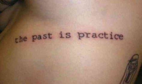 Divorce Tattoo, Tattoo Meaningful, Tattoo Quotes About Life, Kunst Tattoos, Shape Tattoo, Muster Tattoos, Pattern Tattoo, Trendy Tattoos, Foot Tattoos