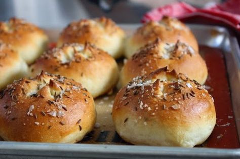 Welcome to the first of a two-part series on one of this country’s most delicious unknown sandwiches, the "Beef on Weck." This simple, but... Beef On Weck Recipe, Tavern Food, Yeast Baking, Recipes Sandwiches, Pan Roast, Sandwich Rolls, Chef John, Roast Beef Sandwiches, Yeast Breads