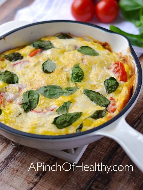 Basil Frittata, Frittata Recipes Healthy, Tomato Frittata, Healthy Egg Recipes, Coffee Lounge, Happy Gut, Healthy Brunch, Skillet Dinners, Frittata Recipes