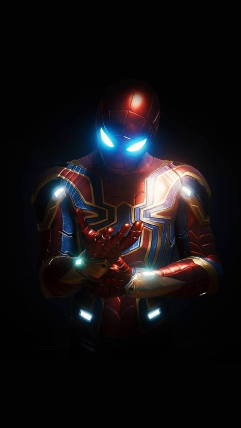 Spider Man Iron Suit, Iron Spider Man, Iron Spider Suit, Spider Suit, Image Spiderman, Iron Man Wallpaper, Iron Man Avengers, Iron Spider, Marvel Superhero Posters